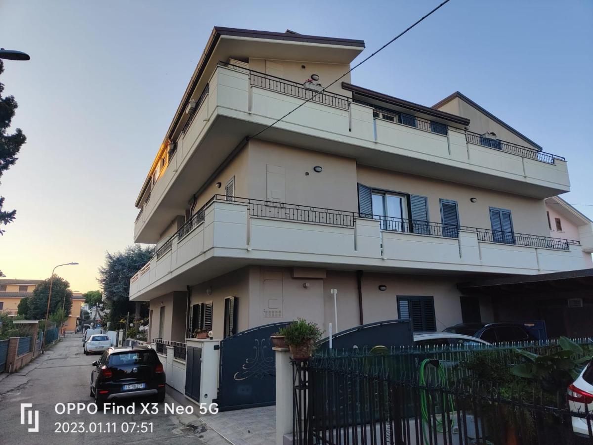 Ferienwohnung La Casa Di Lilla Tortoreto Exterior foto